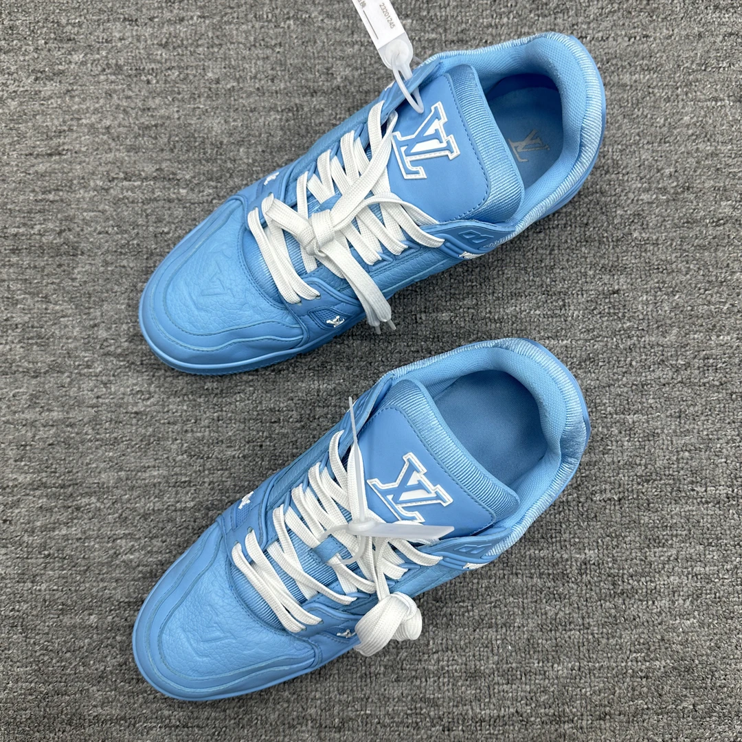 99新 LouisVuitton/路易威登 44 lv trainer 蓝色压纹板鞋