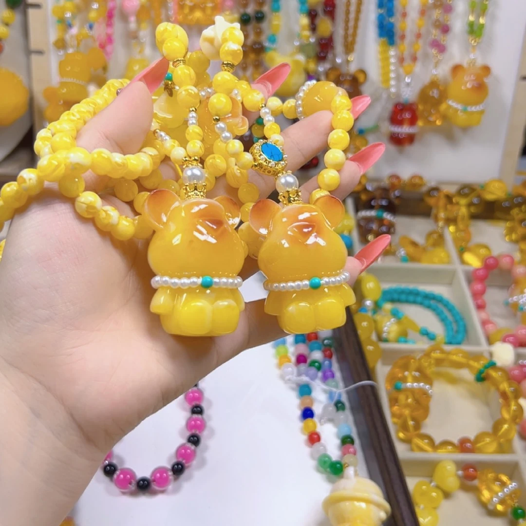 @***我非金属合金小熊项链