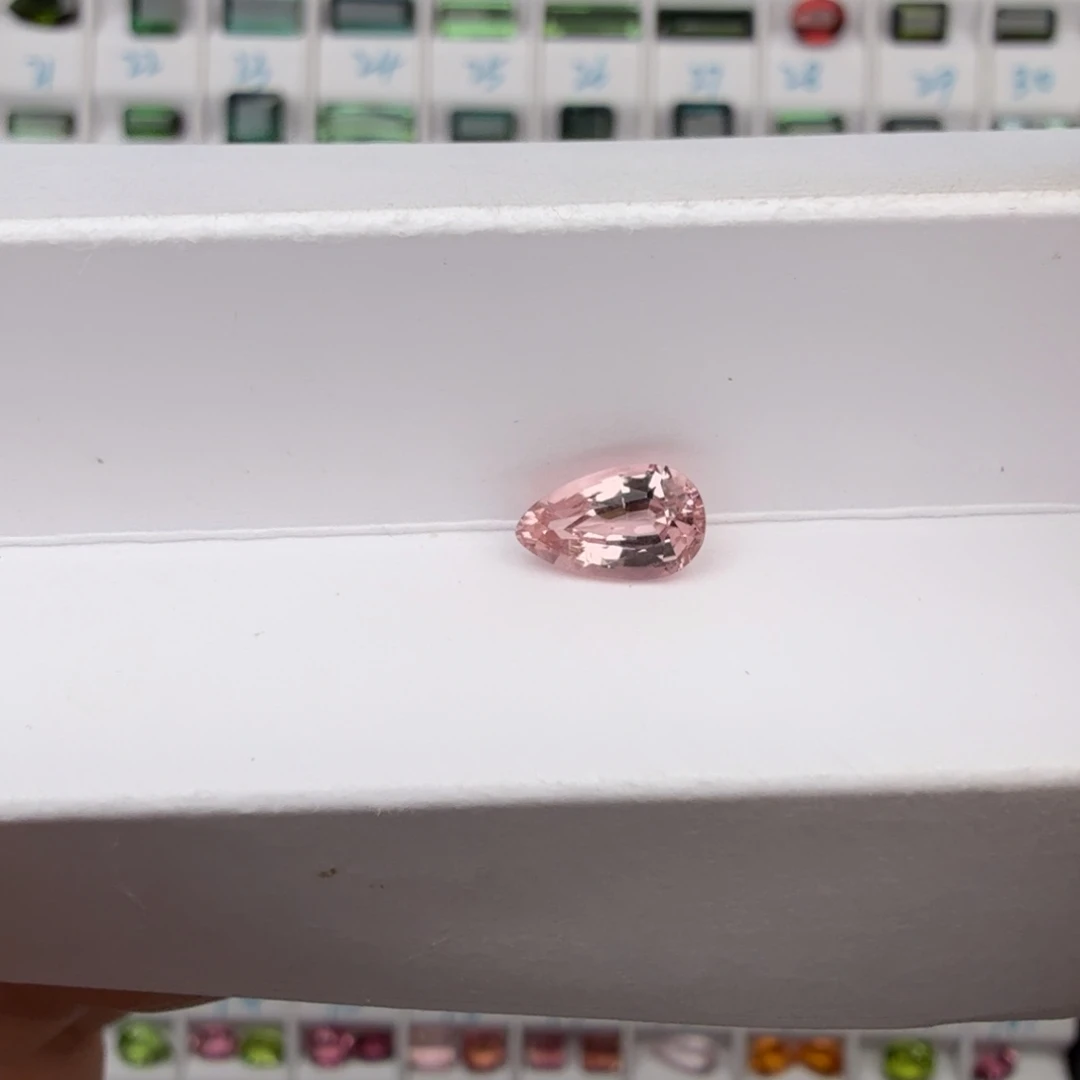 珠宝半成品碧玺未镶嵌天然1.33克拉