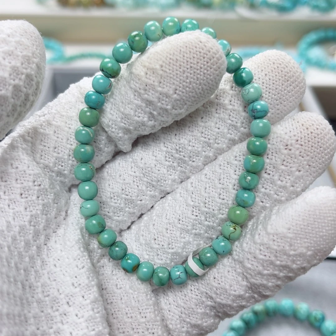 绿松石绿松石未镶嵌