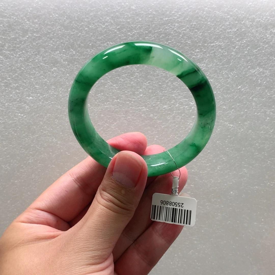 石英质玉未镶嵌手镯青青56-多人