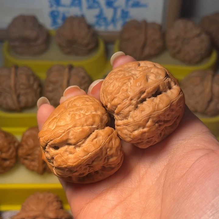 核桃蛙蛙40不足尺4开