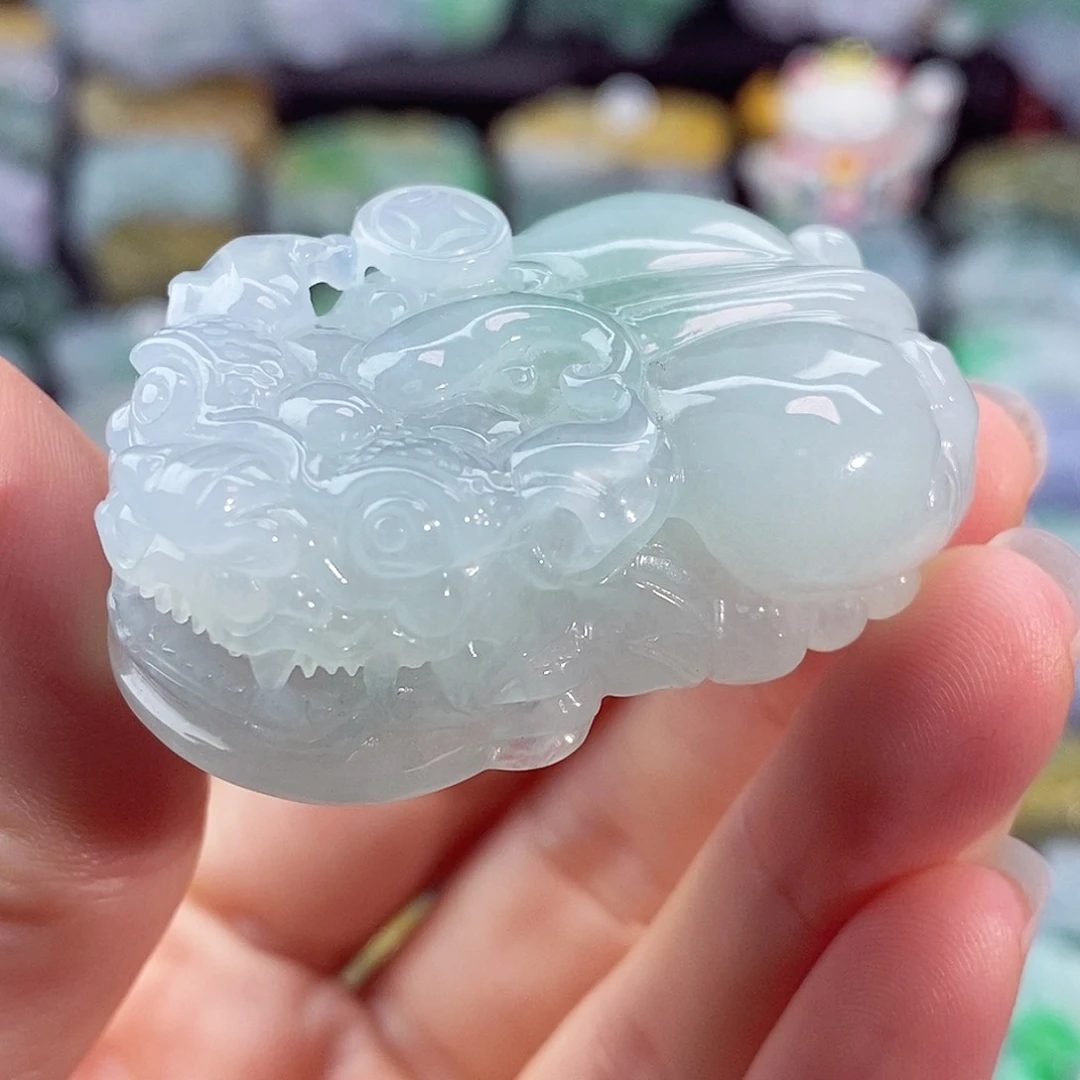 颈饰未镶嵌翡翠天然