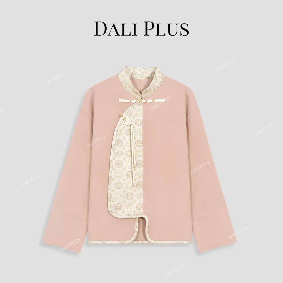 DALI PLUS新中式盘扣不规则下摆设计斜襟双面呢外套-D4CH0348