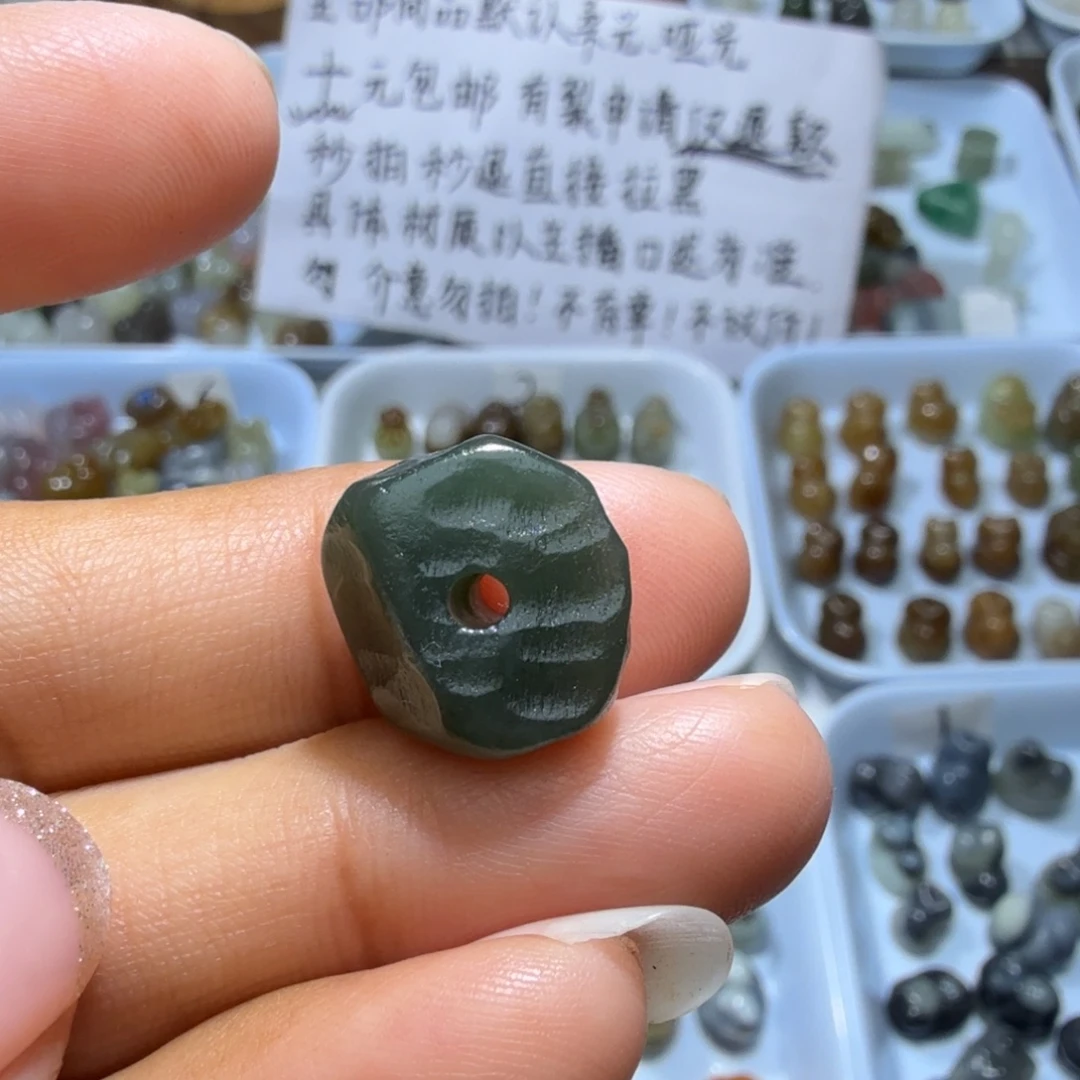 和田玉未镶嵌珠宝奇石