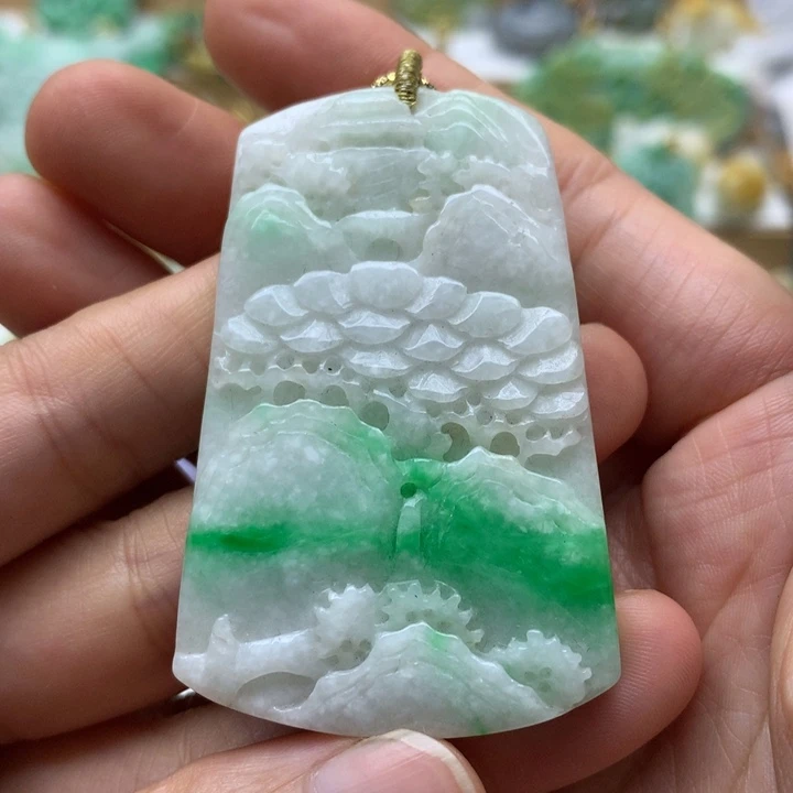 颈饰未镶嵌翡翠翡翠