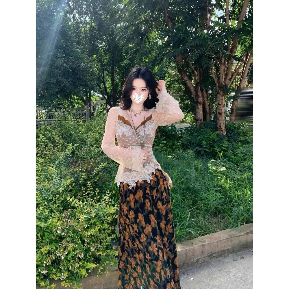 2025新款秋季设计感蕾丝假两件长袖上衣百搭碎花半身裙两件套装女