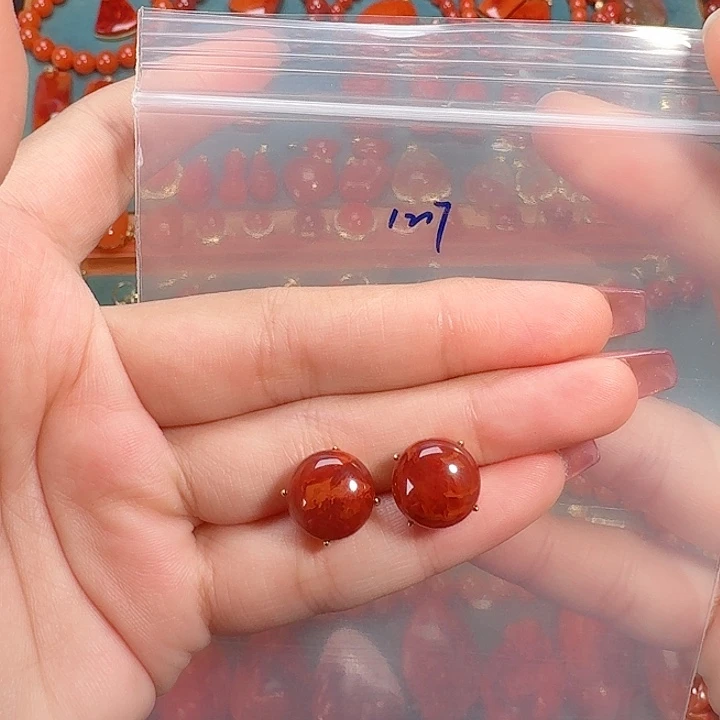 中***飞南红玛瑙银S925镶嵌耳饰