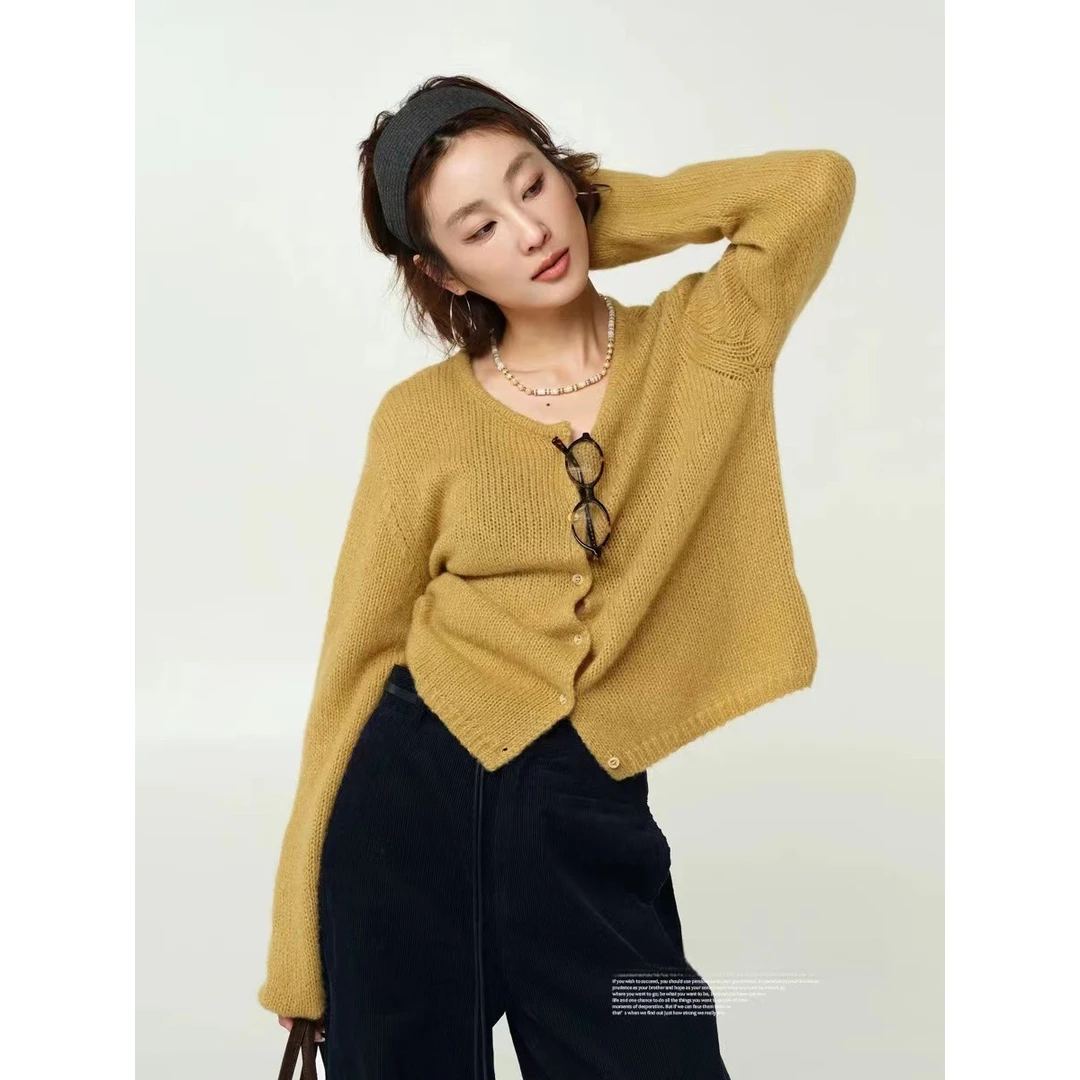 /鸡蛋黄/软糯宽松零束缚轻薄打底针织开衫 衣长52 胸围54 95022