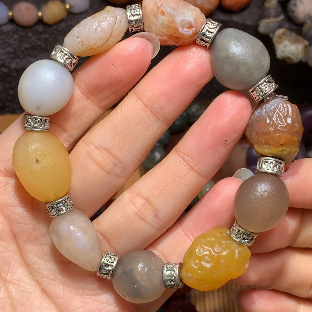 未镶嵌玛瑙/玉髓珠宝半成品