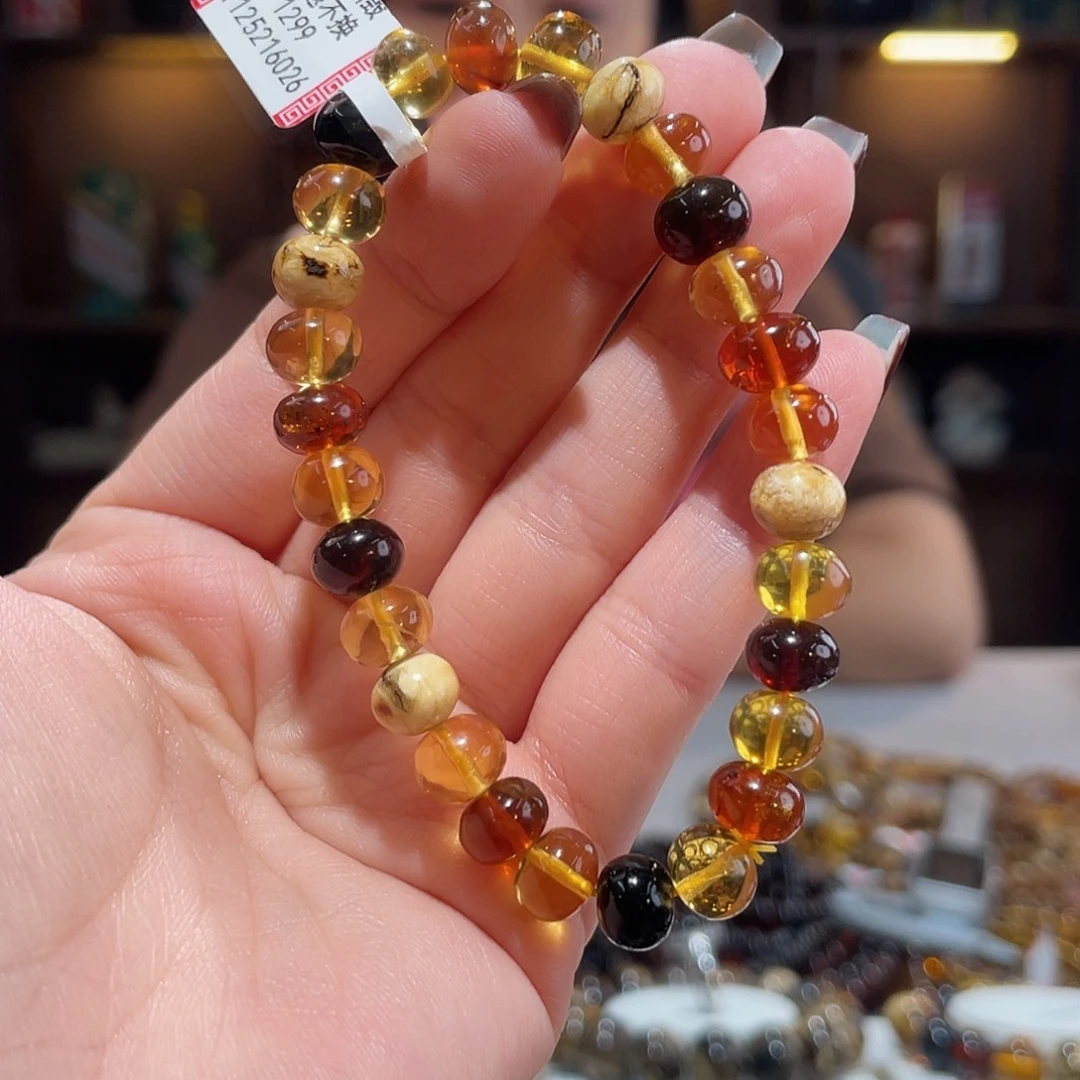 琥珀未镶嵌手链8m多宝