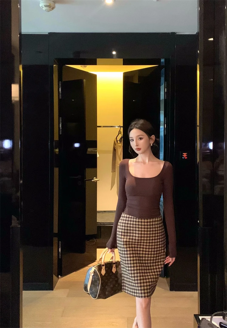 美式百搭多色款U领长袖修身内搭外穿打底上衣时尚#A817秋冬显瘦