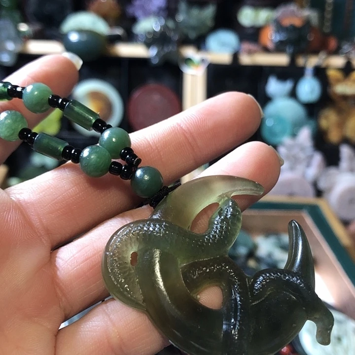 岫玉未镶嵌岫玉挂件