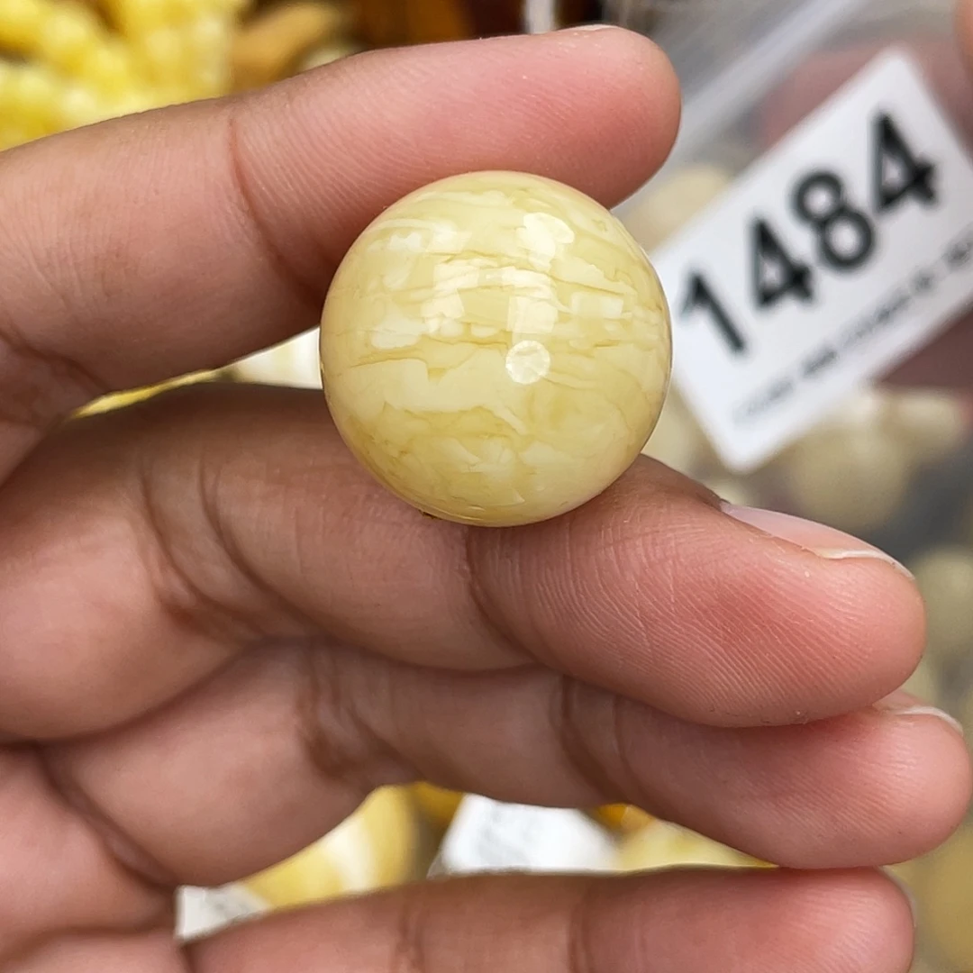 蜜蜡未镶嵌珠宝奇石粉平头20.6