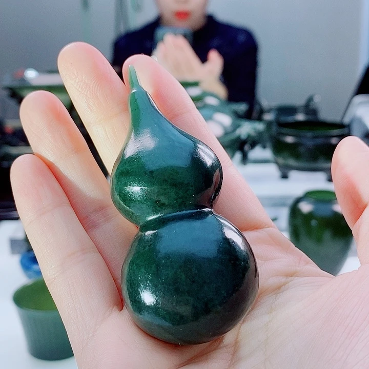 和田玉（青玉）未镶嵌把件