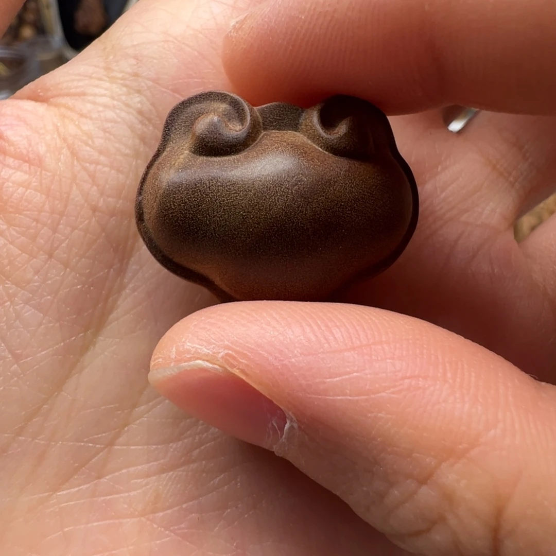 檀香木胖如意老山檀