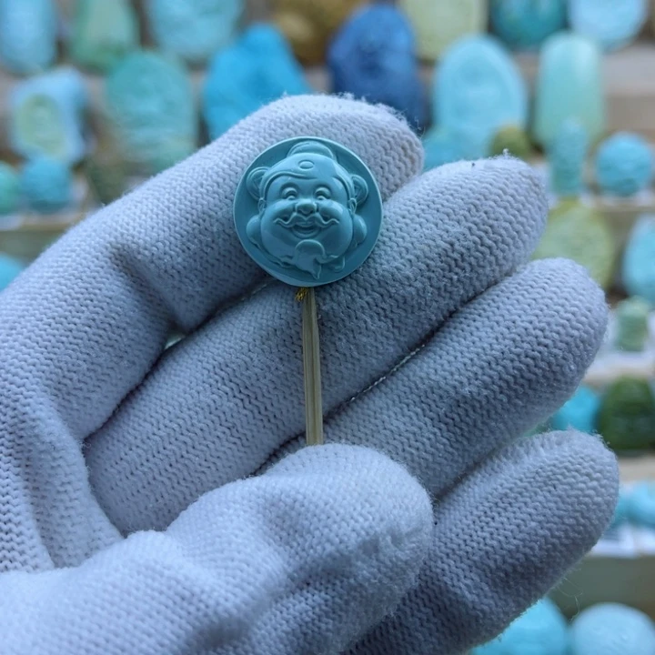 绿松石未镶嵌珠宝奇石