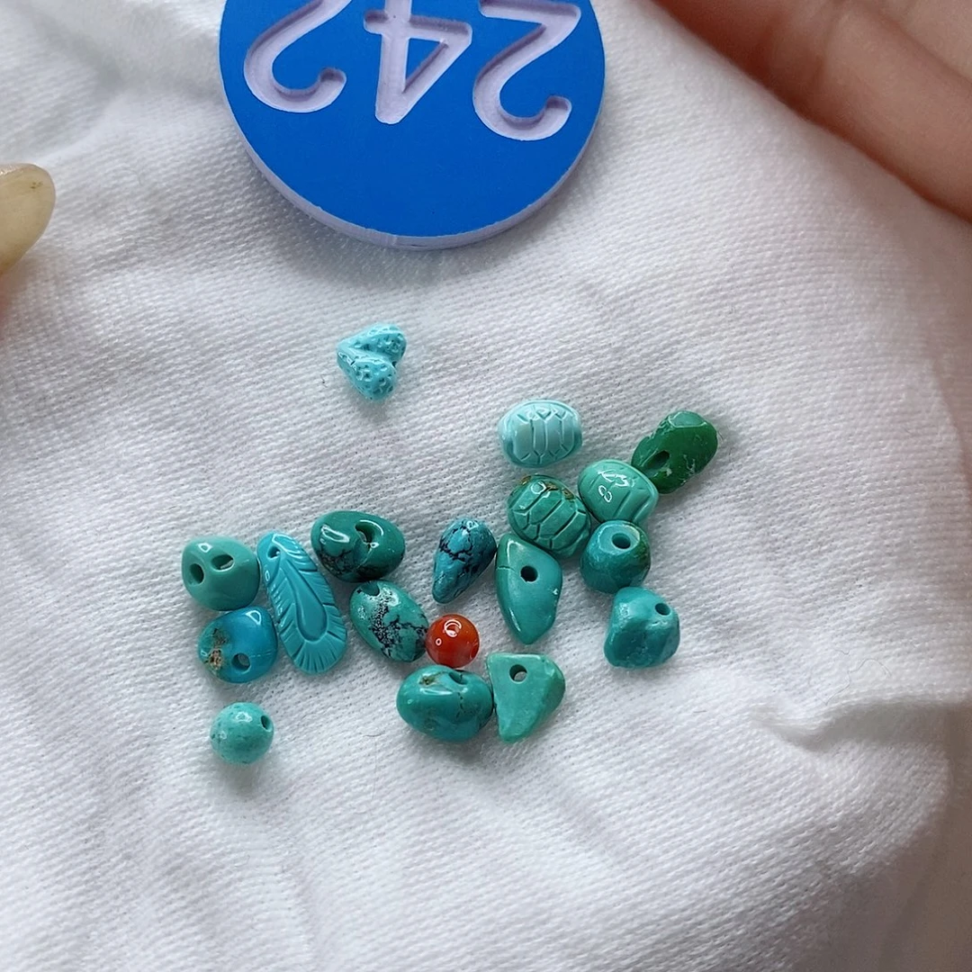 南红玛瑙未镶嵌珠宝奇石