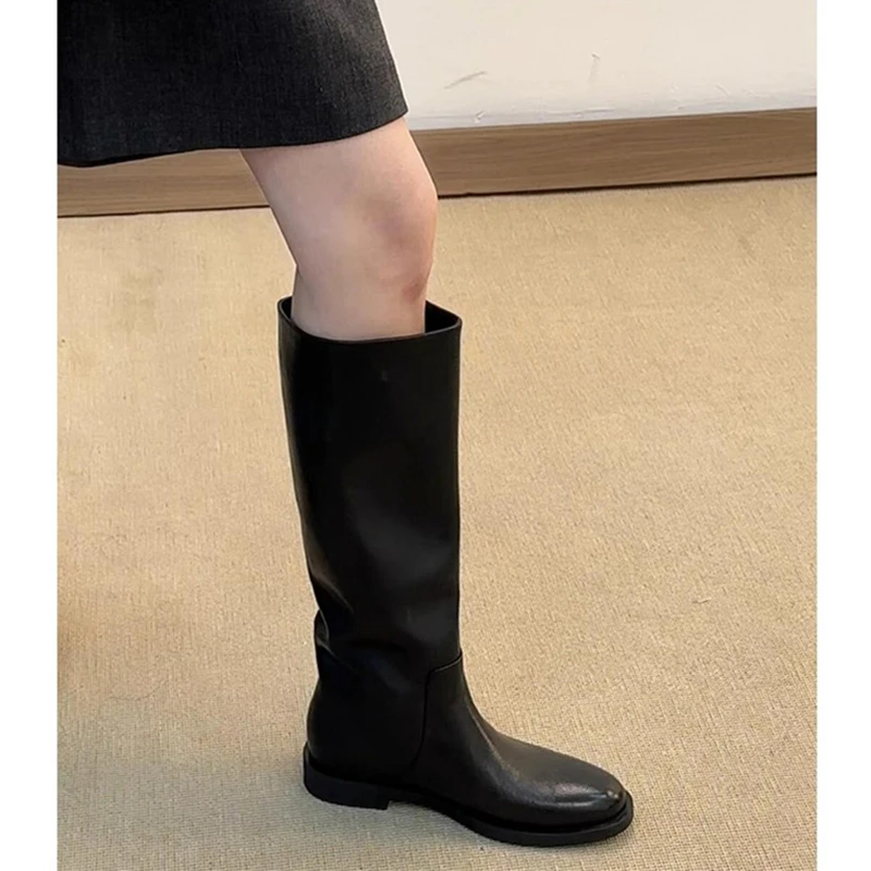 【首单直降】真皮赫本风长筒靴新款复古风圆头显瘦骑士高筒靴长靴女