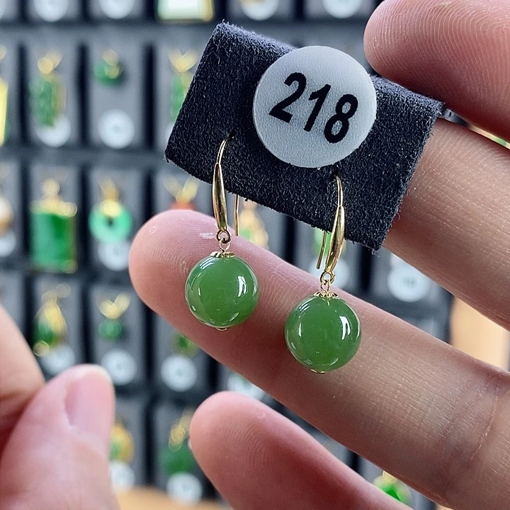 和田玉耳饰18K金镶嵌