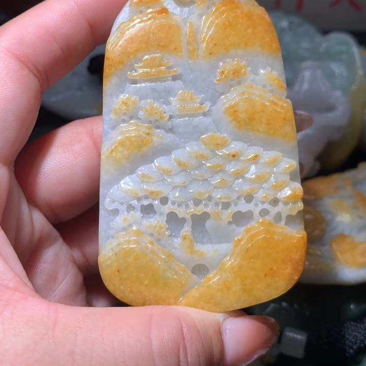 翡翠未镶嵌颈饰保真天然A货翡翠