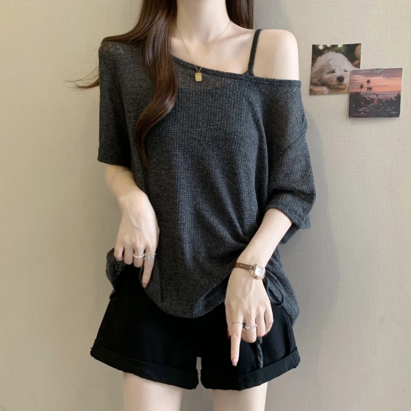 大码女装遮肚子高级感小众露肩短袖T恤女夏季胖MM宽松显瘦两件套