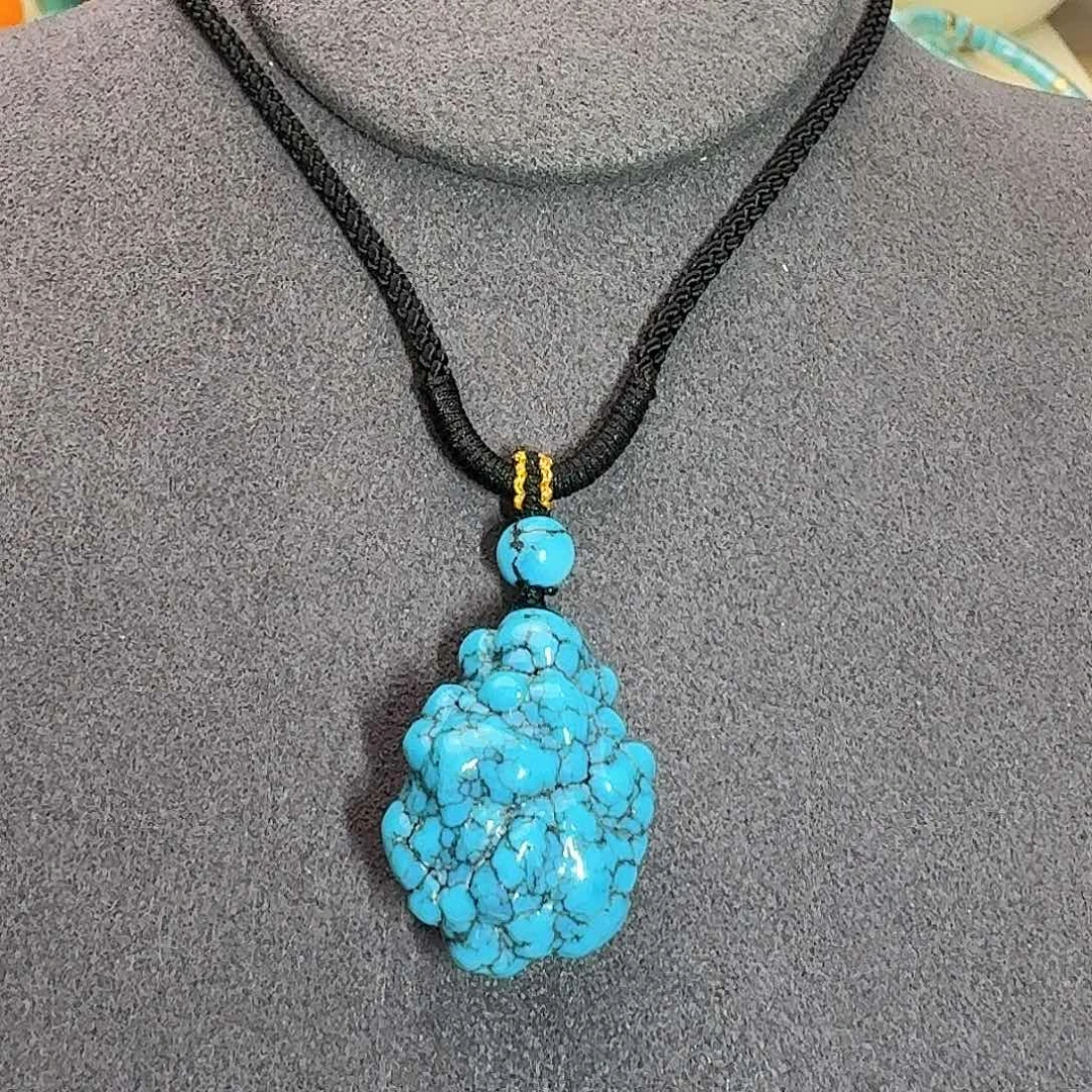 绿松石未镶嵌珠宝奇石玉化暴暴蓝随形吊坠