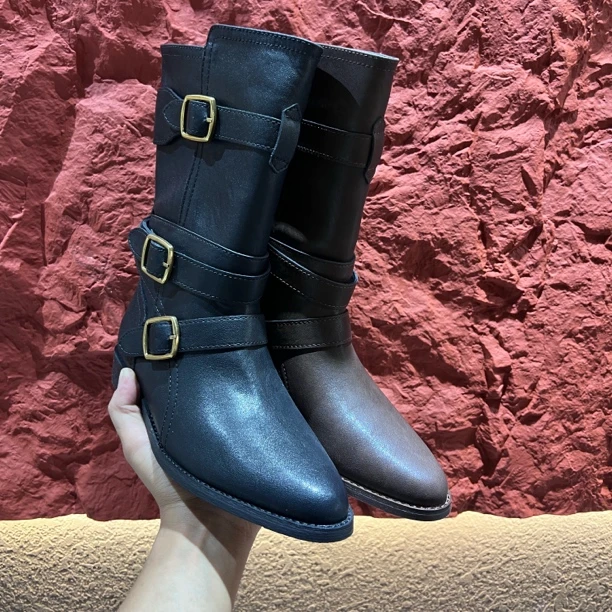 2116-2 伊伴温馨低跟中筒靴女秋冬皮带扣复古潮流靴休闲时尚靴