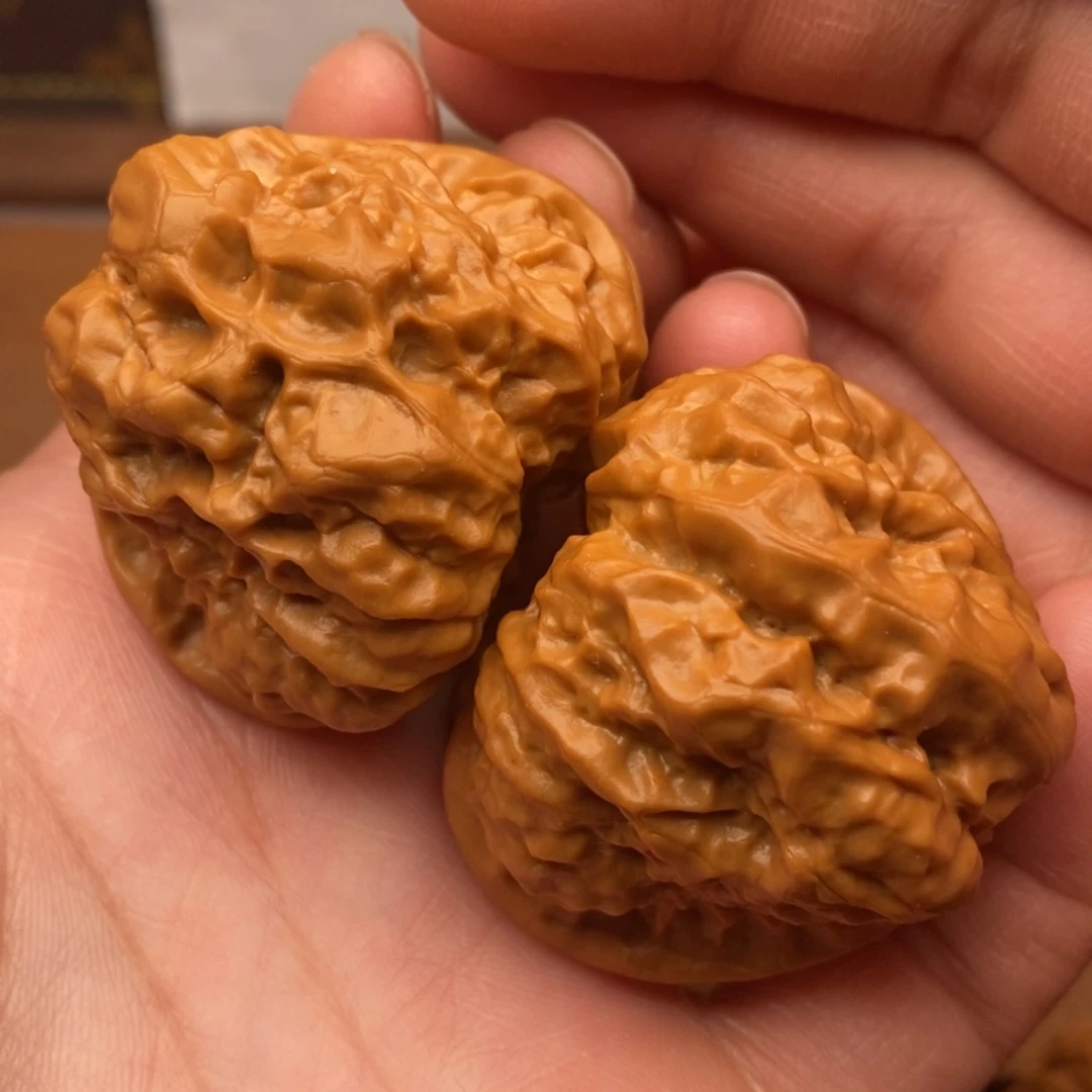 【闪购商品】文玩核桃把件边42左右