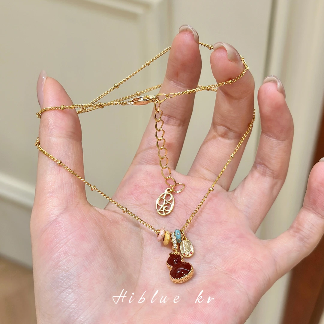 铜合金项链 红色福禄葫芦吊坠项链女秋冬轻奢小众毛衣链新年配饰