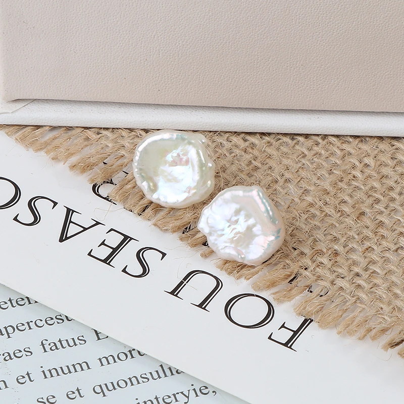 天然淡水珍珠炫彩不规则巴洛克花瓣耳钉S925银针高级感显气质