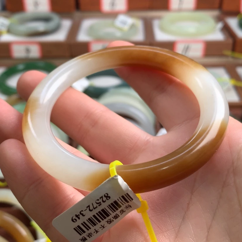 【闪购商品】和田玉手镯未镶嵌