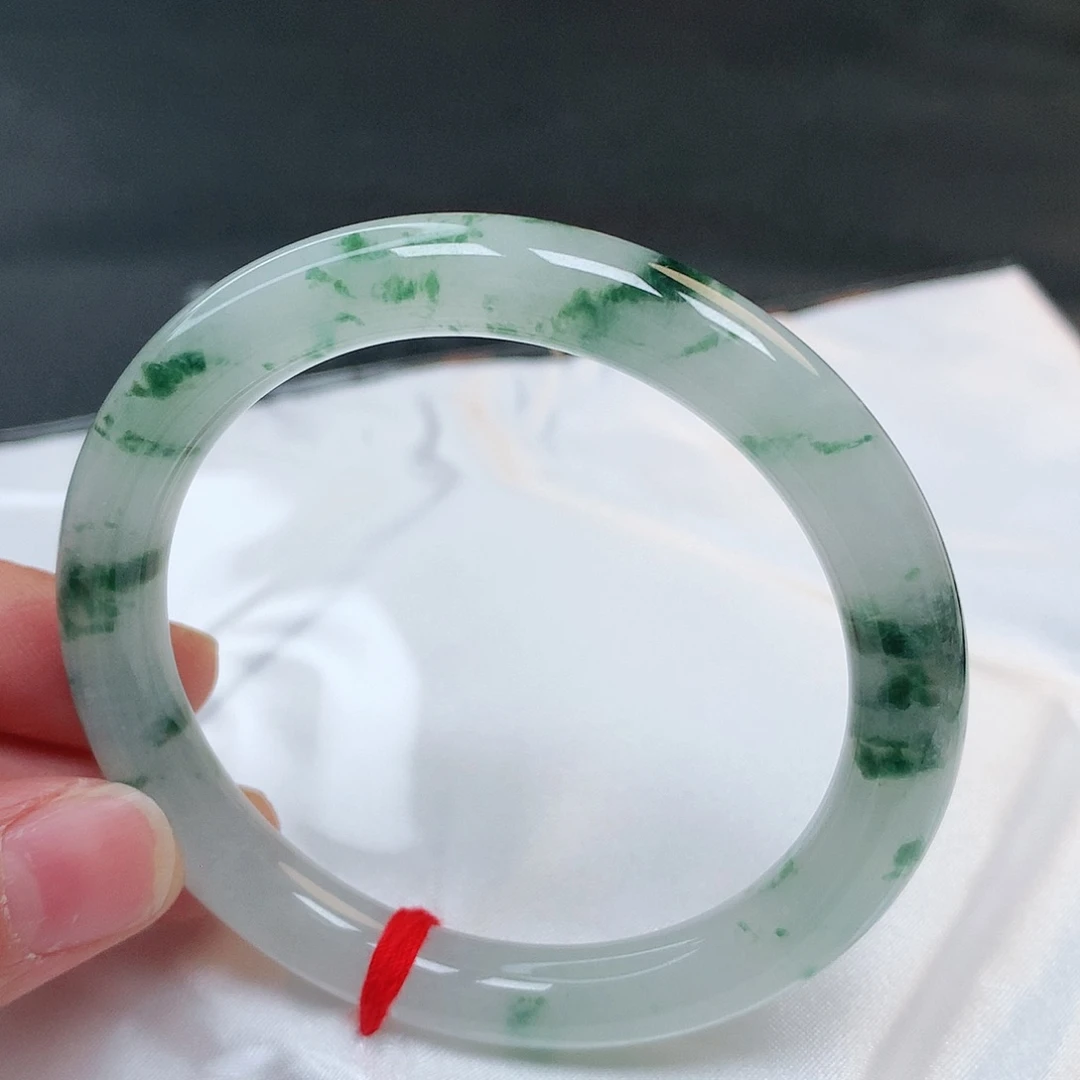 翡翠手镯未镶嵌246号