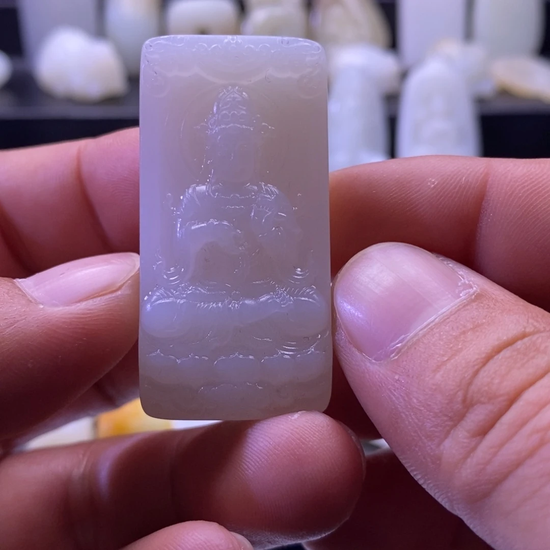 一***！和田玉未镶嵌颈饰