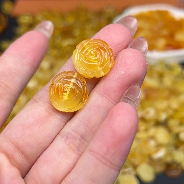 用***1琥珀未镶嵌吊坠(不含链)多样性