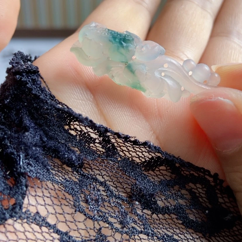 【闪购商品】未镶嵌定制翡翠并蒂莲