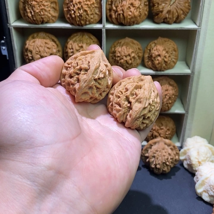 文玩核桃吊坠原树马蹄39