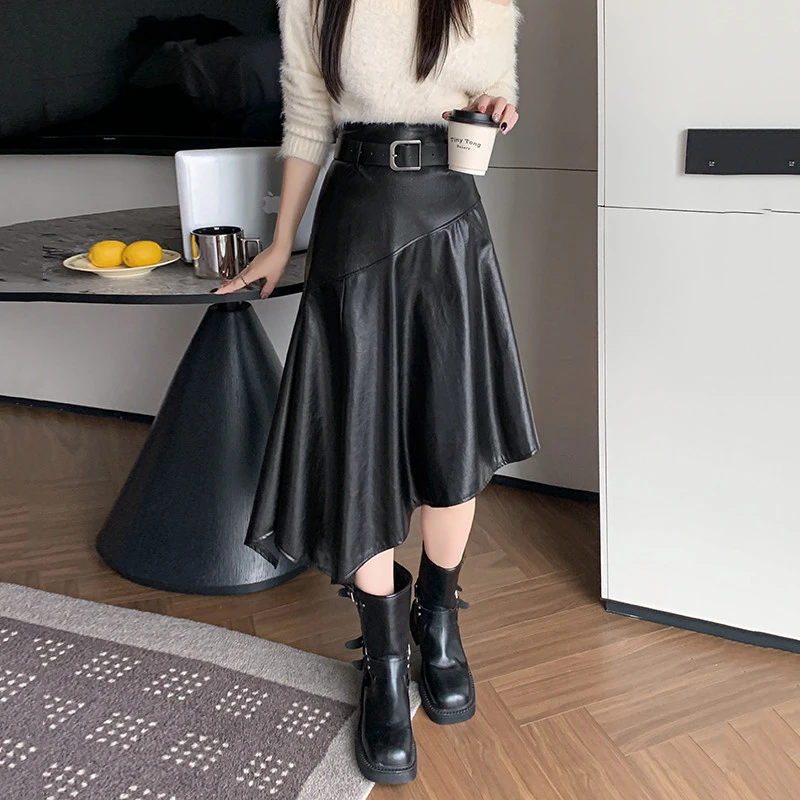 不规则pu皮半身裙女秋装2025秋季新款时尚高腰显瘦开叉a字长裙子