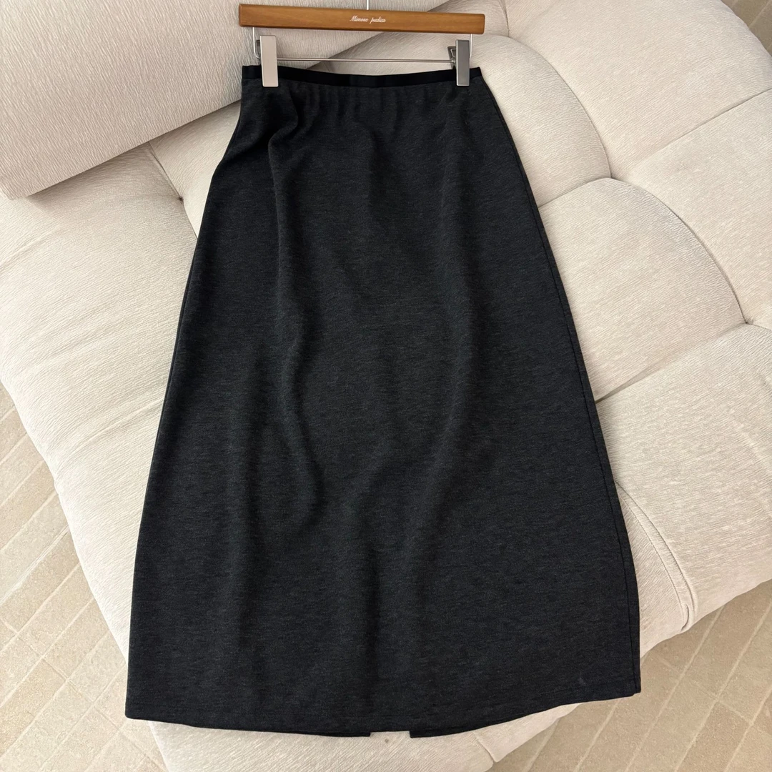 韩系百搭气质显瘦后开叉半身裙