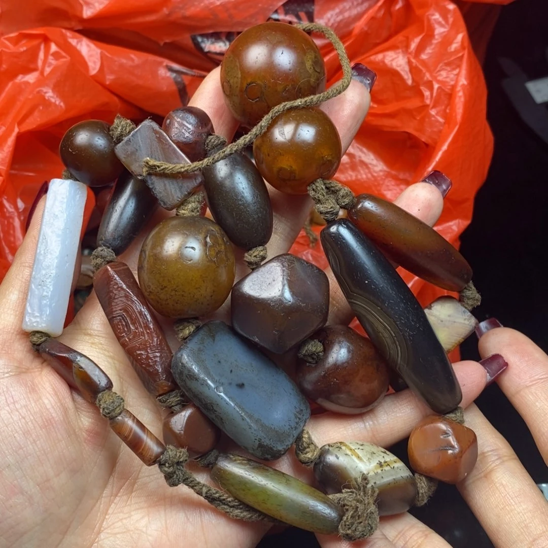 玛瑙/玉髓颈饰未镶嵌