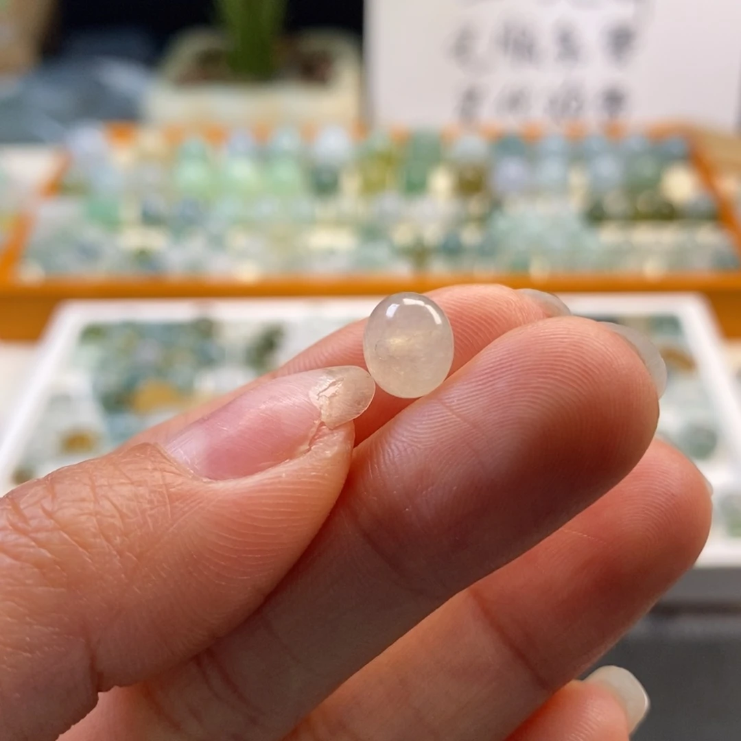 翡翠散珠天然翡翠粉橙鼓珠8.3×5.4