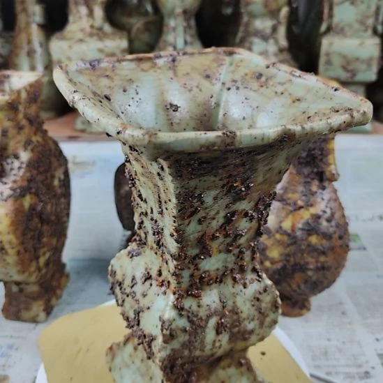 瓷片自选器型官窑生锈瓷