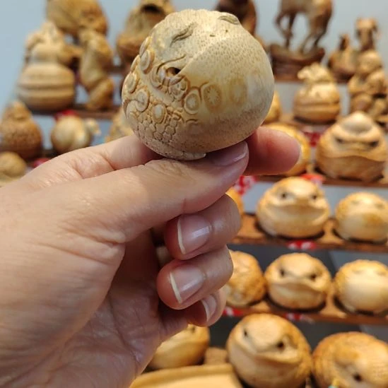 竹竹根雕三足金蟾悟道金蟾