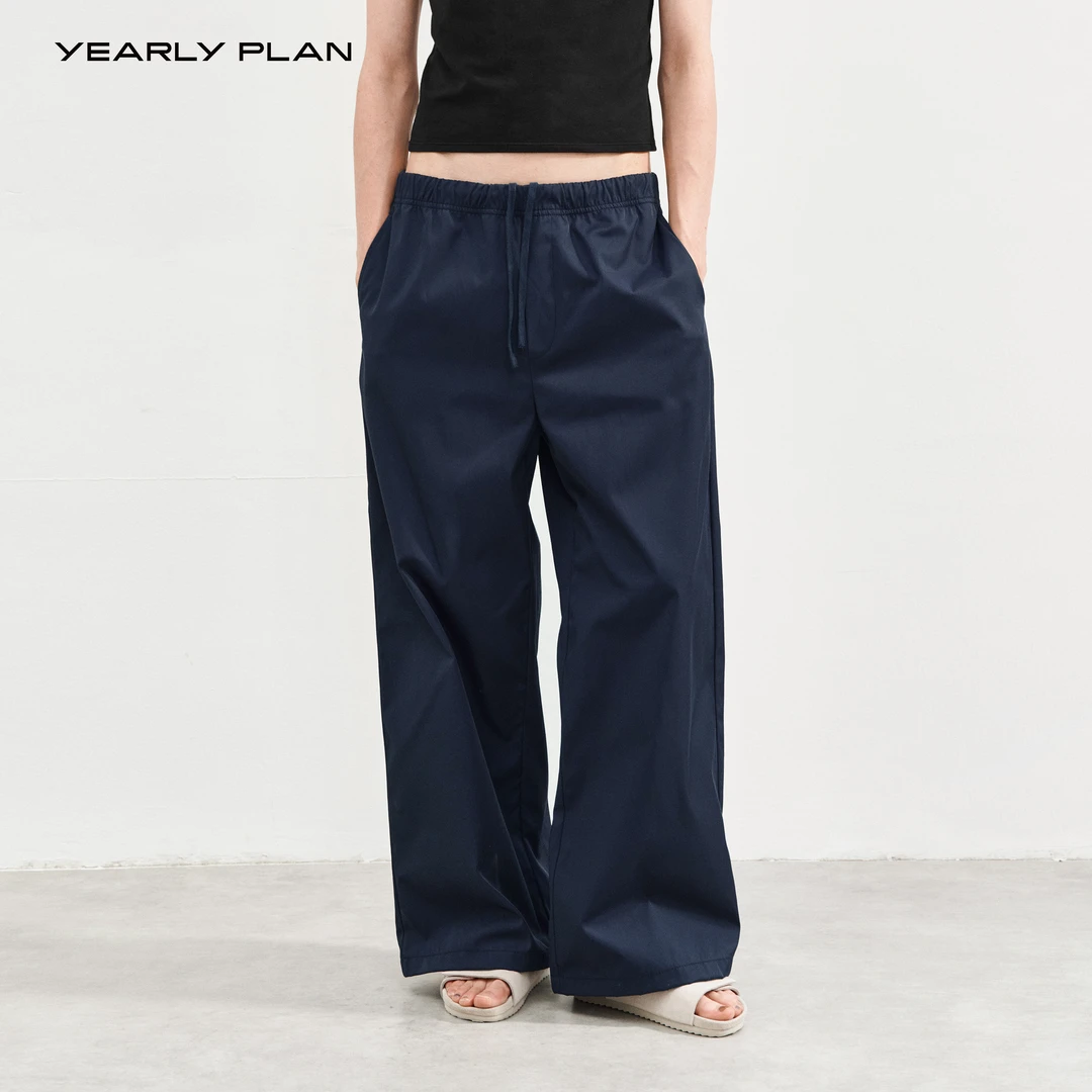 YEARLY PLAN【光泽感斜纹尼龙】宽松直筒涂层洗水休闲裤 2523