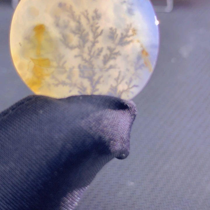 玛瑙/玉髓颈饰合金