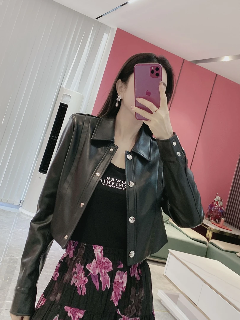 短款排扣百搭皮衣外套9082