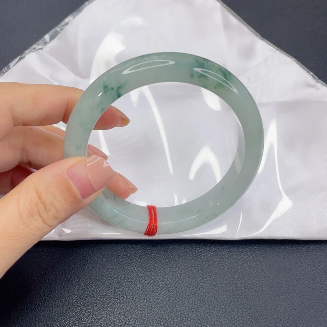 翡翠未镶嵌手镯冰飘花手镯