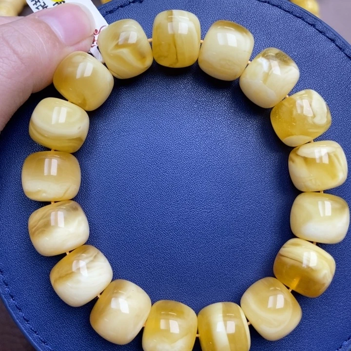 蜜蜡未镶嵌珠宝奇石249