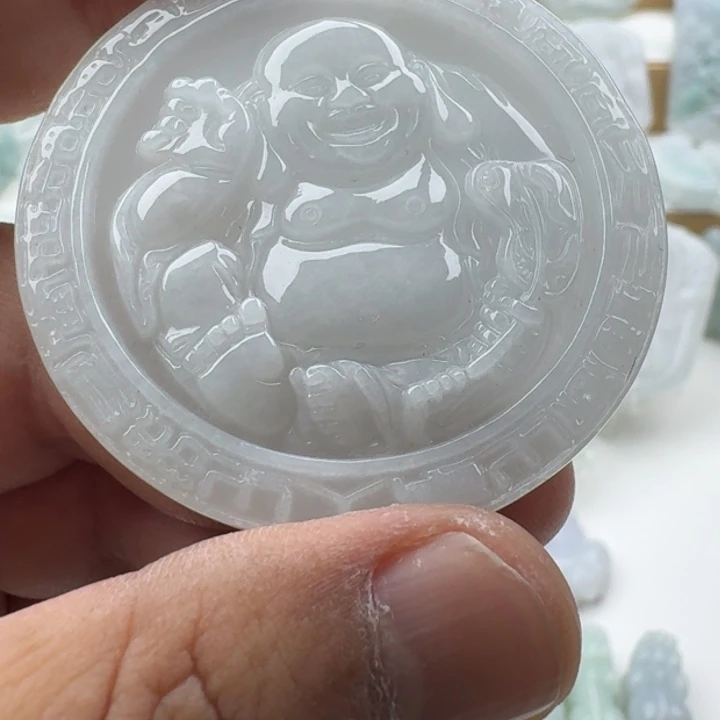 翡翠未镶嵌颈饰天然缅甸A货翡翠