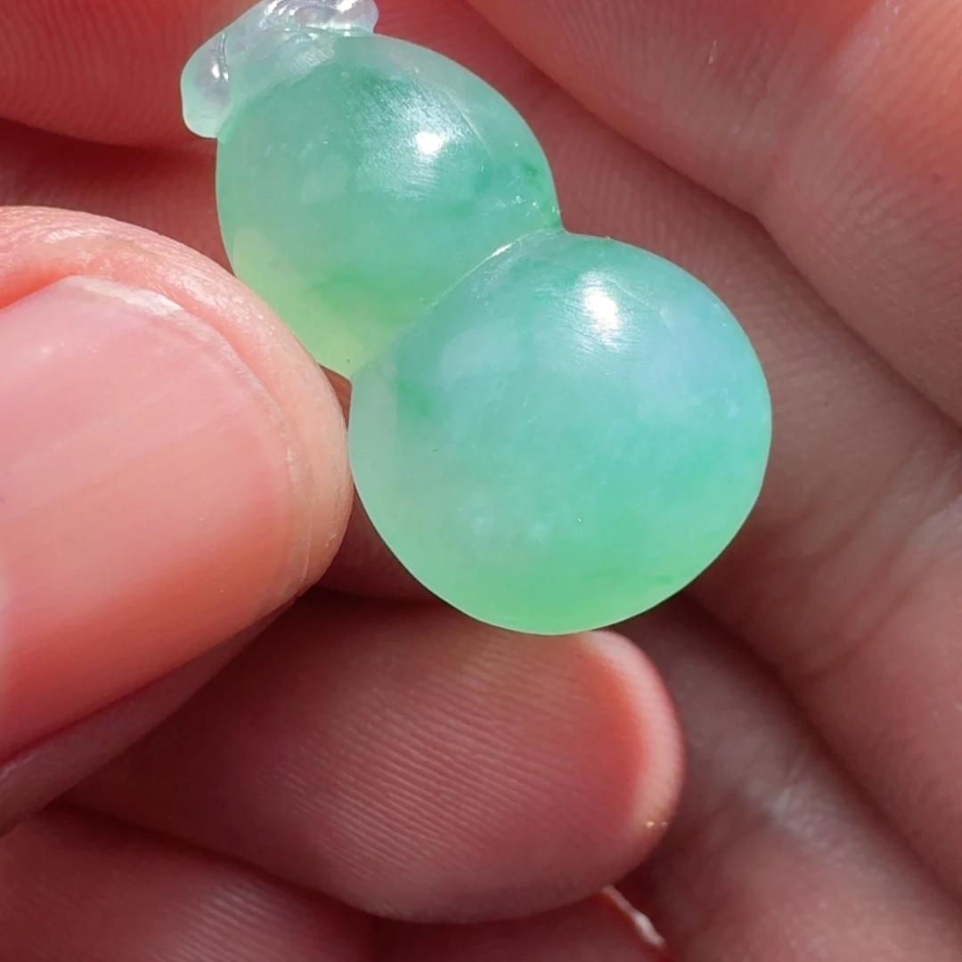 未镶嵌定制翡翠葫芦